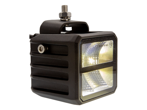 3.2" High Output Cube Flood Light with ATCS - Heavy Duty Lighting (en-US)